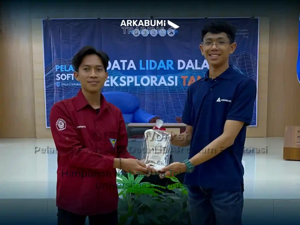 Dokumentasi Wokshop Pelatihan Software Data LiDAR dalam Eksplorasi Pertambangan bersama Himpunan Mahasiswa Teknik Geodesi Universitas Diponegoro