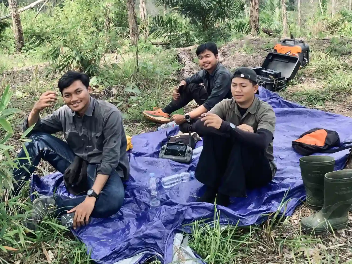 Tugas Seorang Surveyor Lapangan di Berbagai Bidang