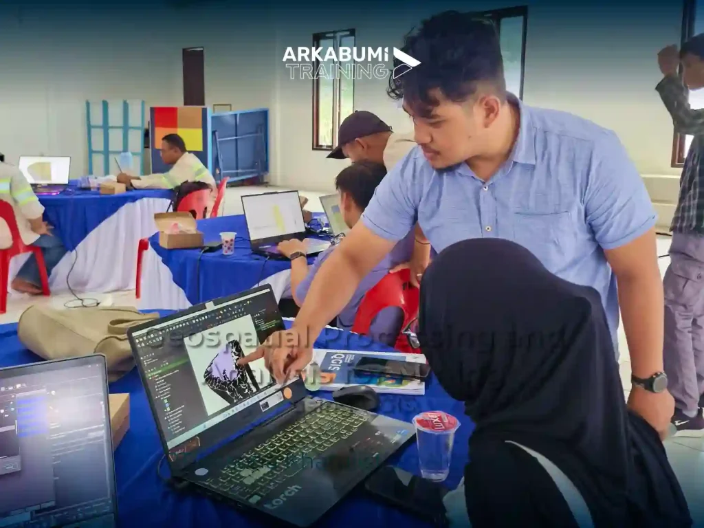 Dokumentasi Pelatihan "Geospatial Processing and Analysis for Mining (QGIS)" bersama PT Pesona Khatulistiwa Nusantara di Kab. Bulungan, Kalimantan Utara dengan instruktur Esa Angger Winasis dan asisten instruktur Ahmad Nur Aly dan Riva Nur Rohmatulloh