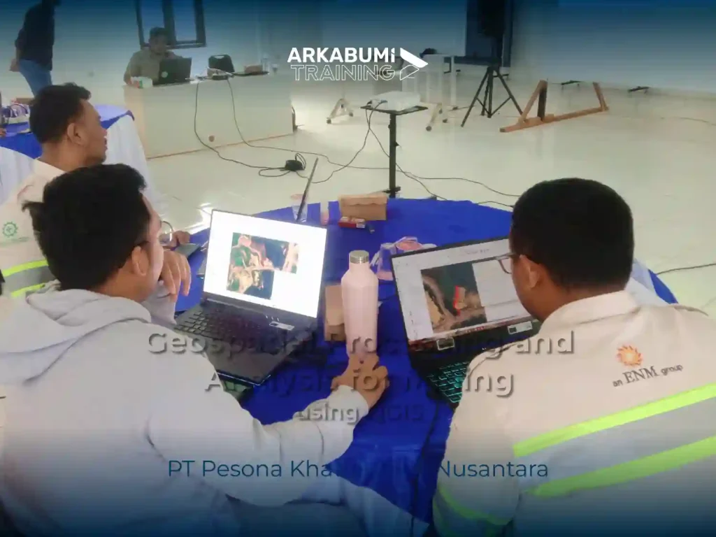 Dokumentasi Pelatihan "Geospatial Processing and Analysis for Mining (QGIS)" bersama PT Pesona Khatulistiwa Nusantara di Kab. Bulungan, Kalimantan Utara dengan instruktur Esa Angger Winasis dan asisten instruktur Ahmad Nur Aly dan Riva Nur Rohmatulloh